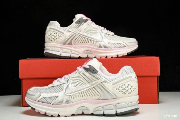 5 Pink Zoom Vomero 520 Pack White FN3695-001 Nike 1204